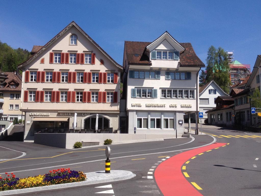 Cafe-Conditorei Hotel Huber Lichtensteig Exteriér fotografie